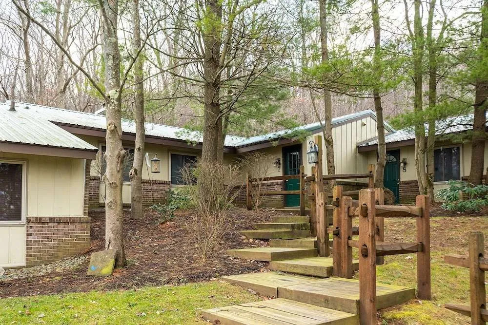 Cub House by Taylor Made Deep Creek
