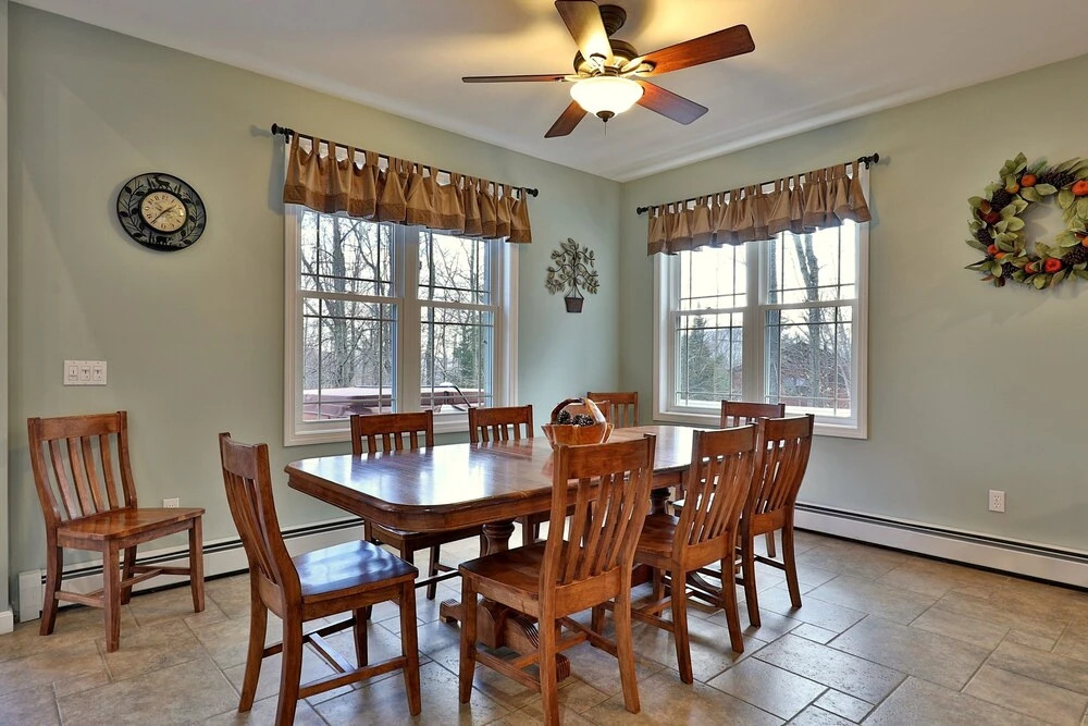 The Queens Croft V2 - Luxury Killington Ski Home. Newer. Better. Ski-ier. 3 Bedroom Home