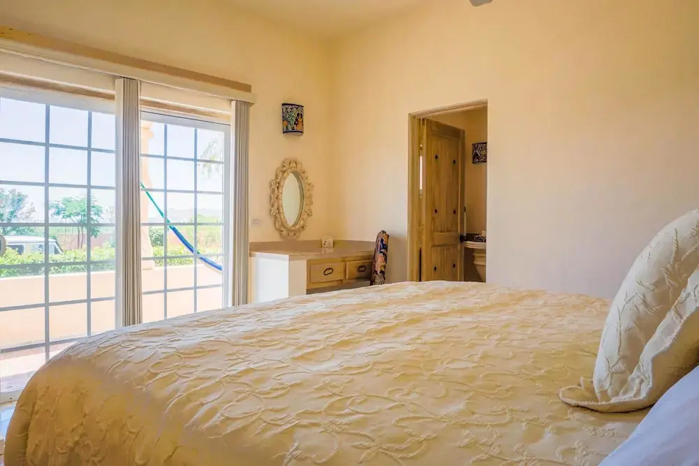 5BED Country Club 2 Bedroom Apartment By Senstay
