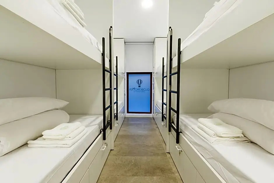 GLOBETROTTER HOSTEL, by Albany