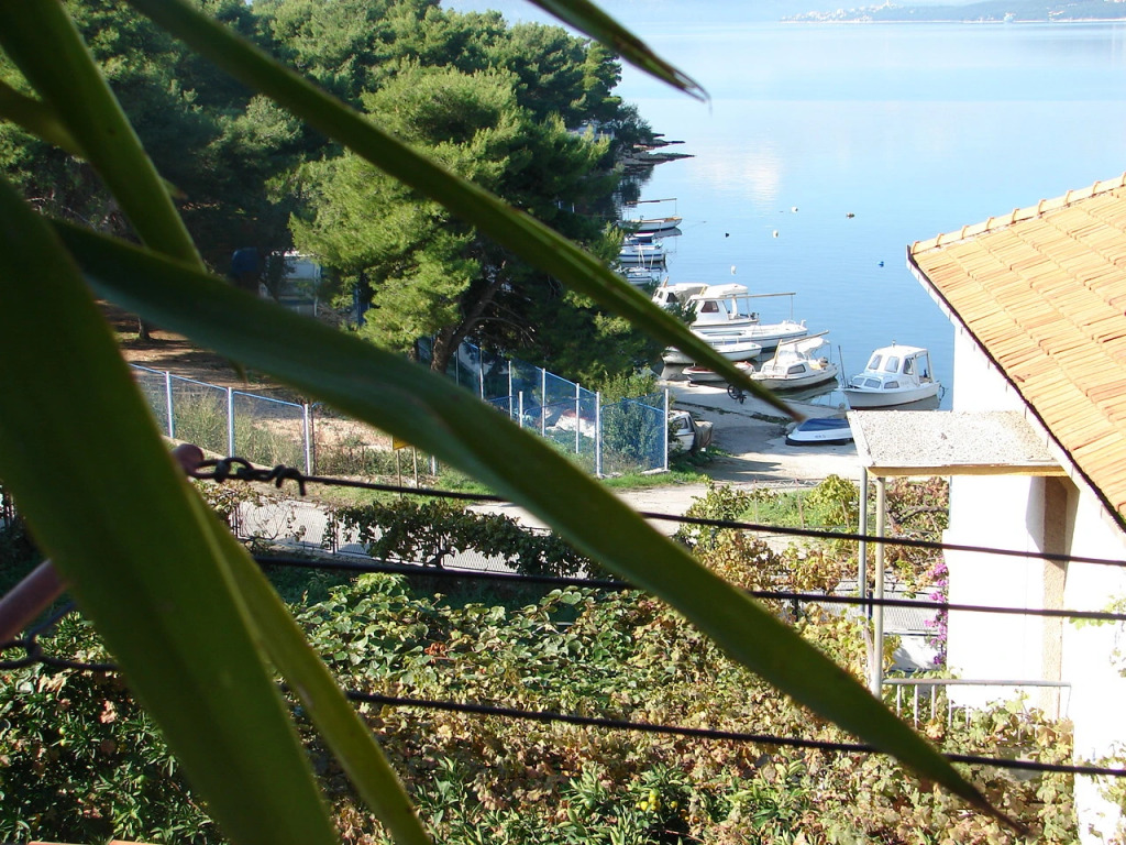 Apartment Bepoto - family apartment with terrace A1 Trogir, Riviera Trogir