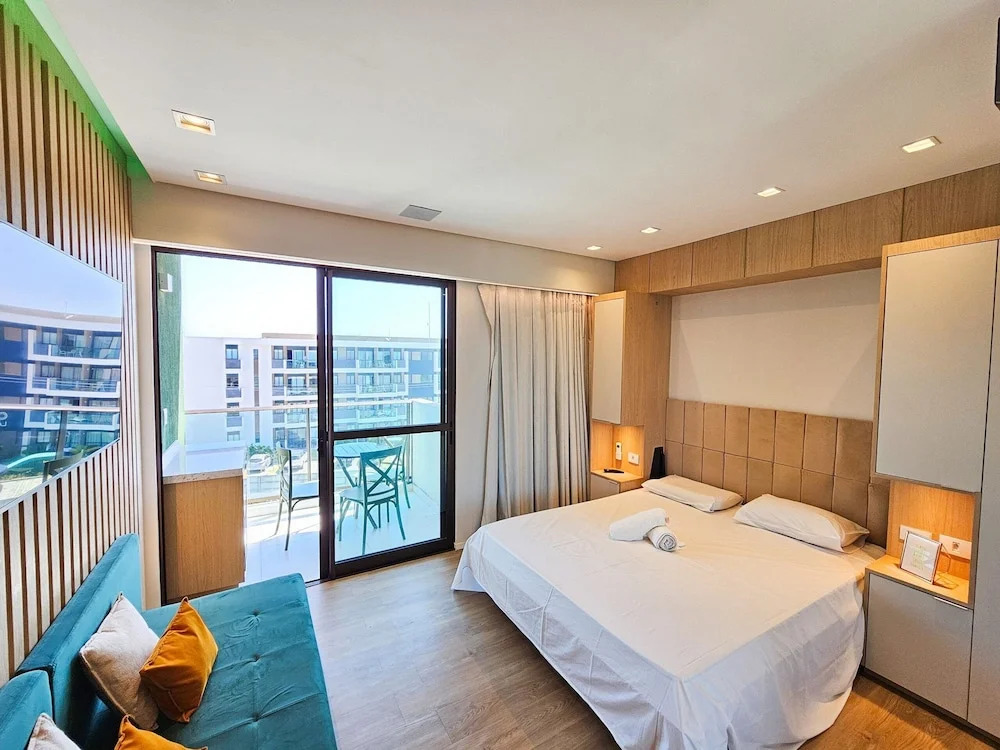 Porto Beach Resort - Mana Beach Experience