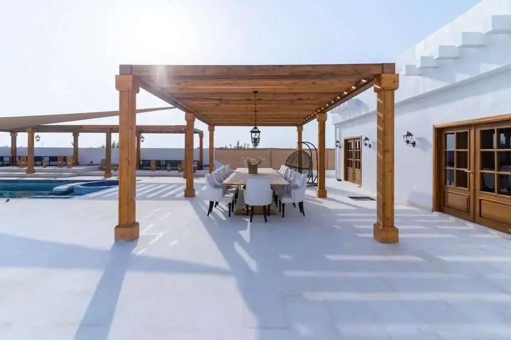Al Junaidi Farm by Bridge Retreats
