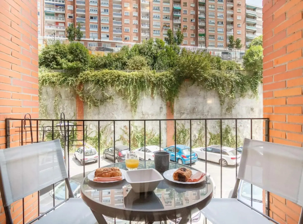 Prestancia apartament by the urban hosts