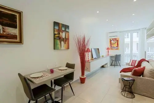 studio b 350m de la mer et promenade des anglais