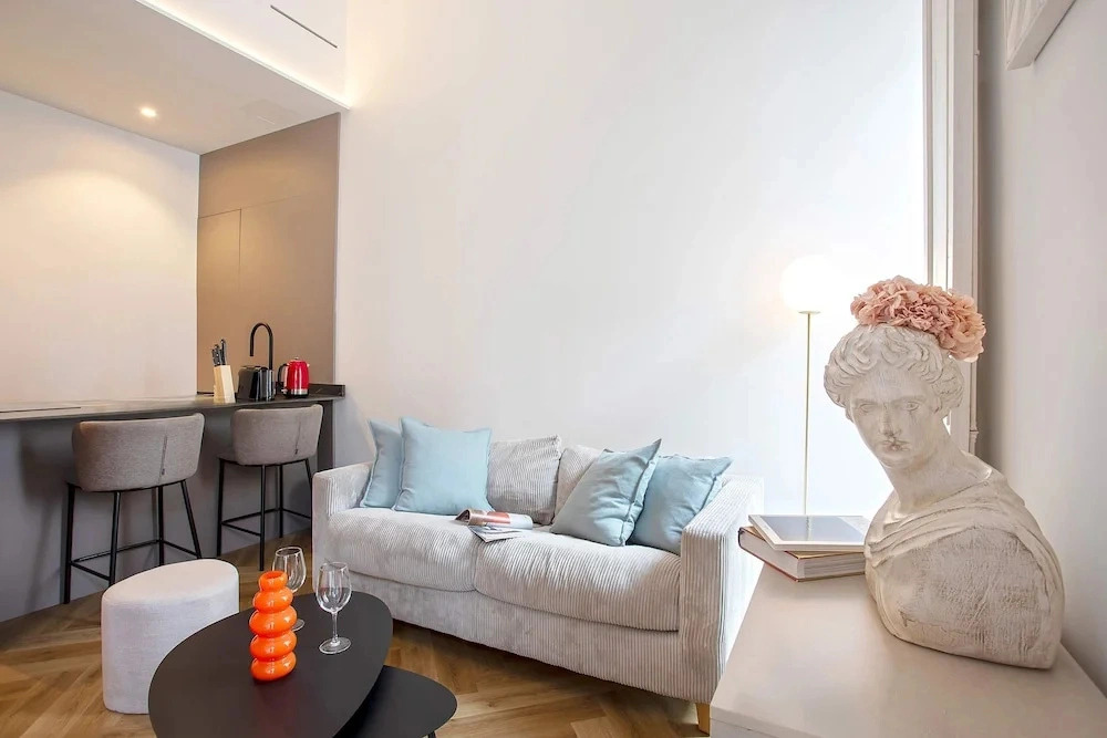 Elegant Apartment in Sevilla Antonia Diaz III