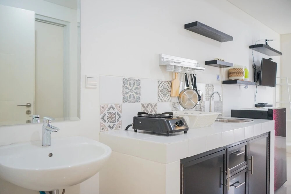New Furnished Studio with City View @ Silktown Apartment