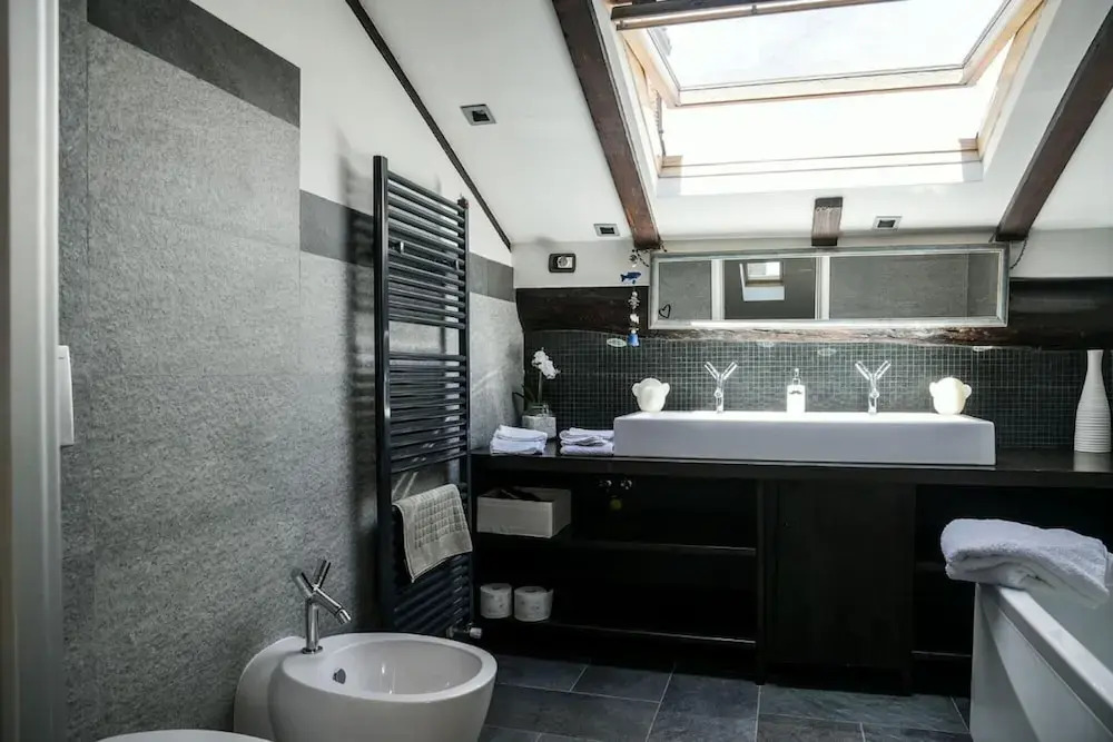 La Finestra sul Lago Luxurious Apartment Furnished