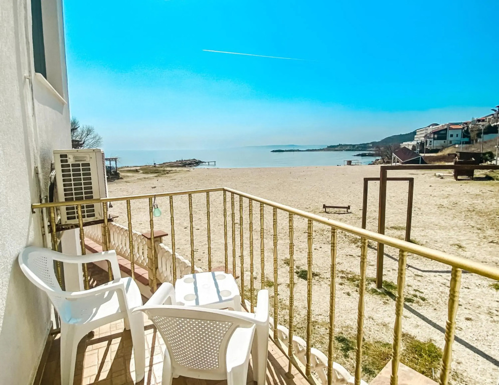 25m FROM THE BEACH!! Luxury Sea Paradise Apartment