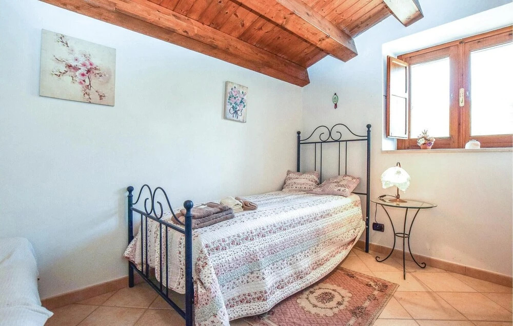 Amazing Home in Modica RG With 2 Bedrooms, Wifi and Outdoor Swimming Pool