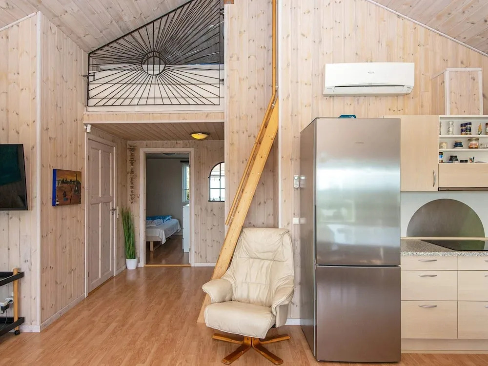8 person holiday home in Struer-By Traum