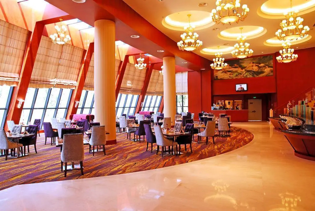 Ramada Plaza Chongqing West Hotel
