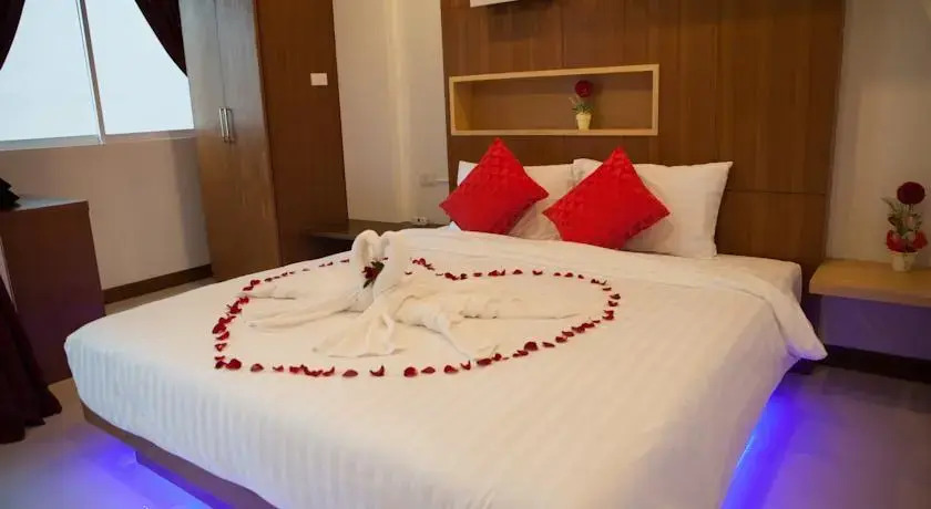 Pavilion Guesthouse Patong