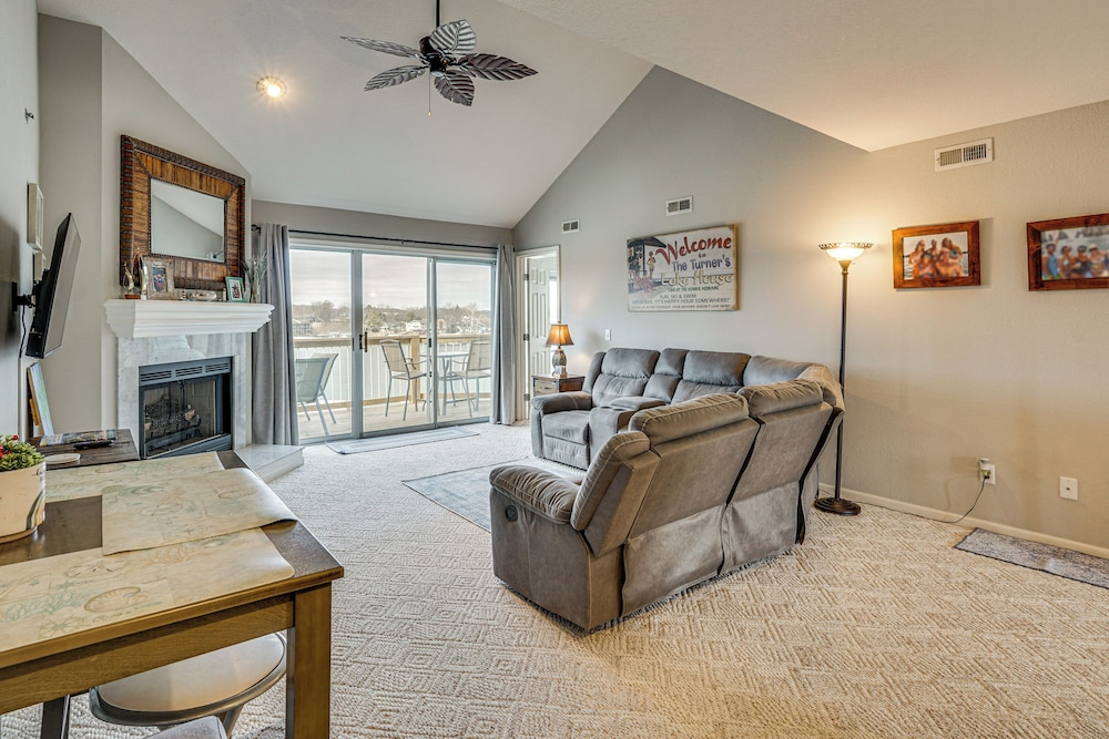 Ozark Condo W/community Pool & Beach Access