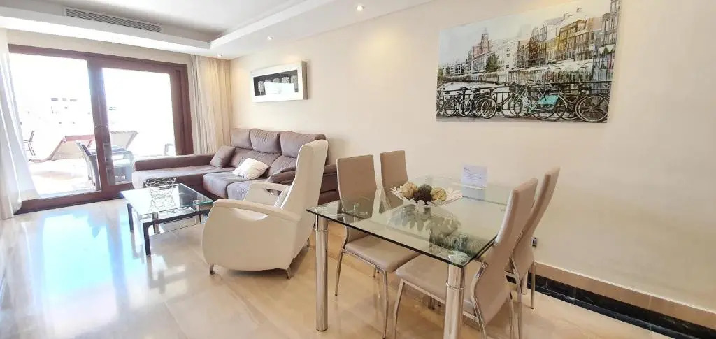 Luxury Beach Front Penthouse with own pool.BP9