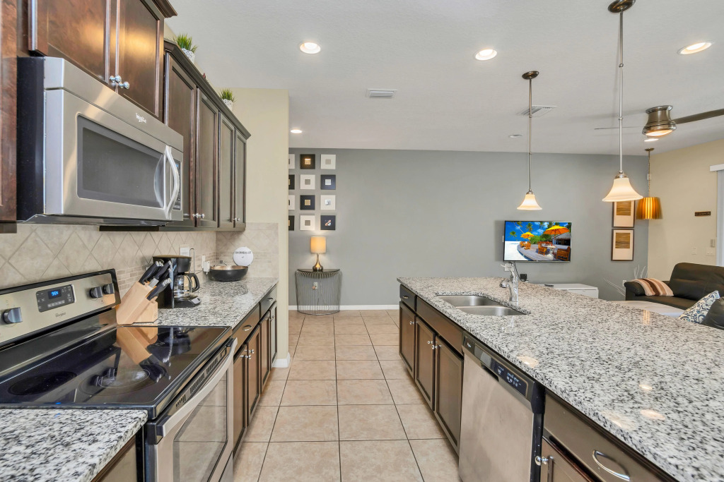 Fantastic Windsor At Westside Resort Home 9045RH, Kissimmee, US
