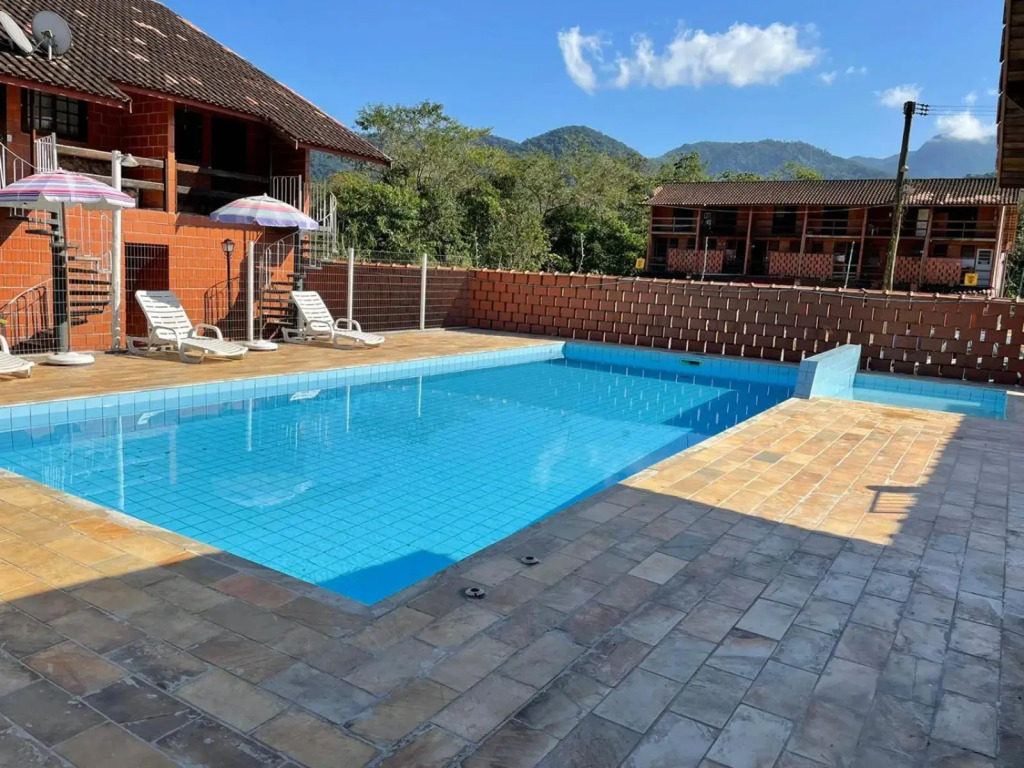 Apartamento super mobilhado com piscina e churrasqueira