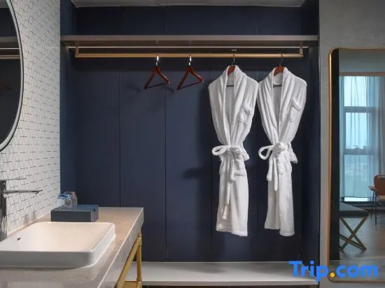 PHIREN Hotel (Xincheng Rd, Muping, Ninghai High School, Yantai)