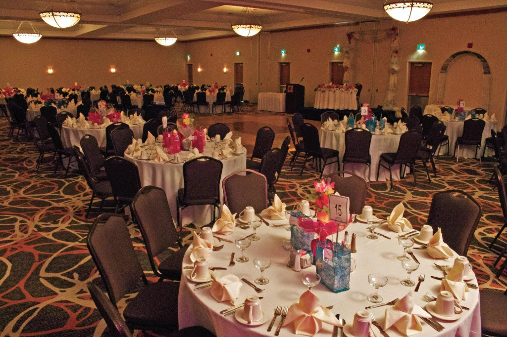DoubleTree by Hilton Norfolk Airport