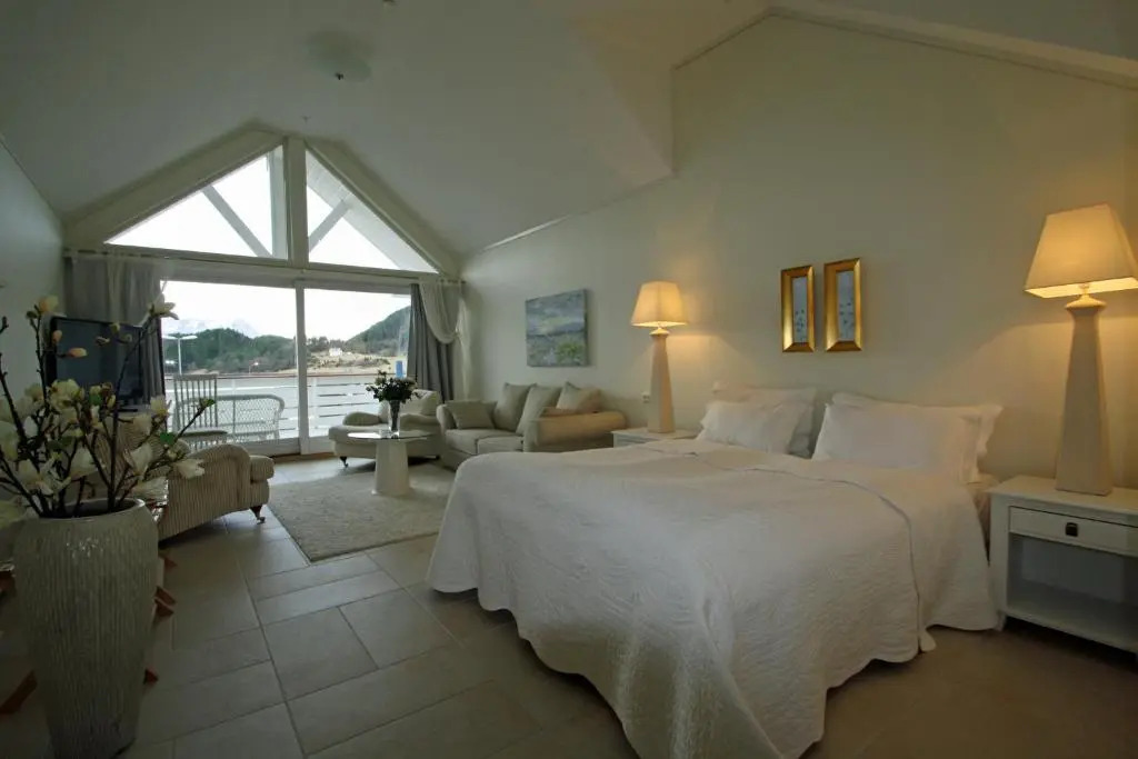 Sunde Fjord Hotel