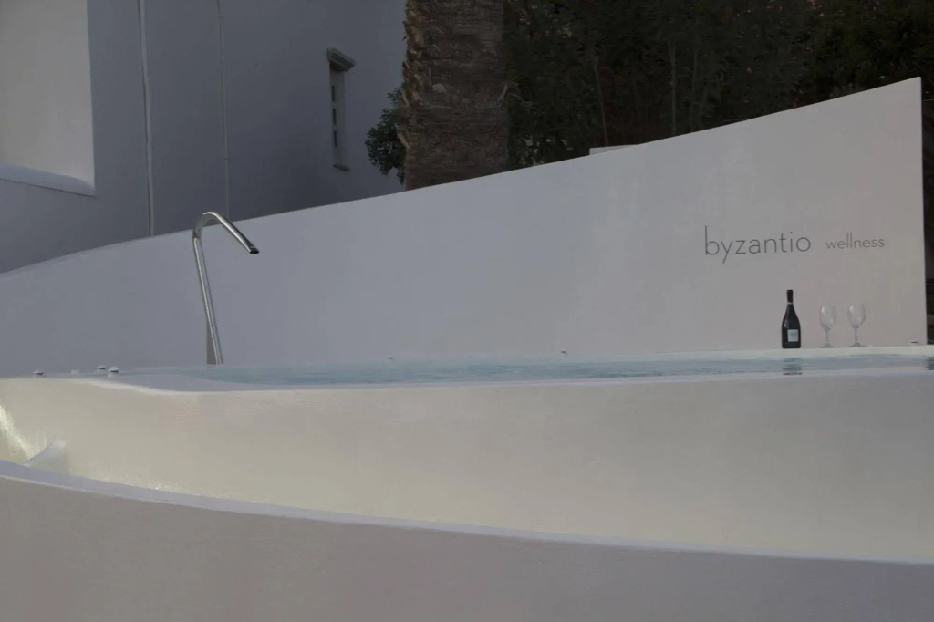 Byzantio Beach Suites & Wellness