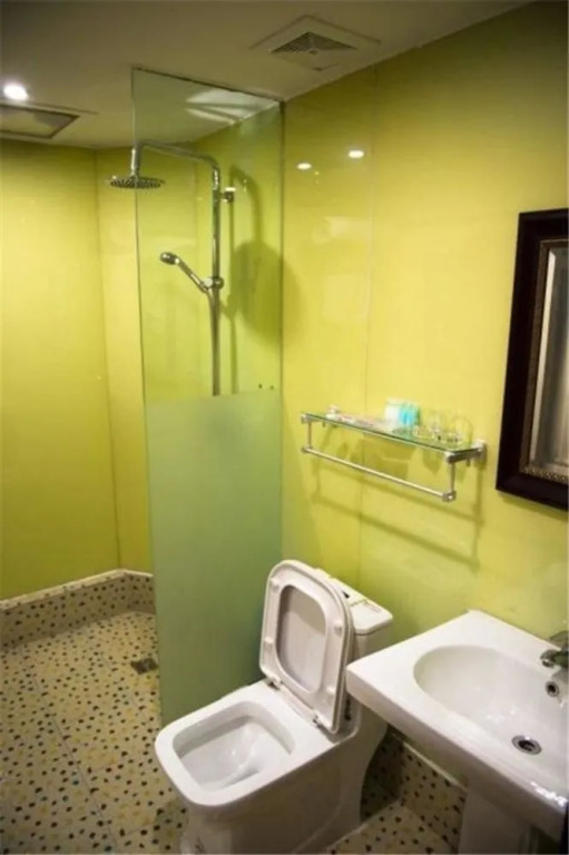 Qingdao Shengyu Business Hotel