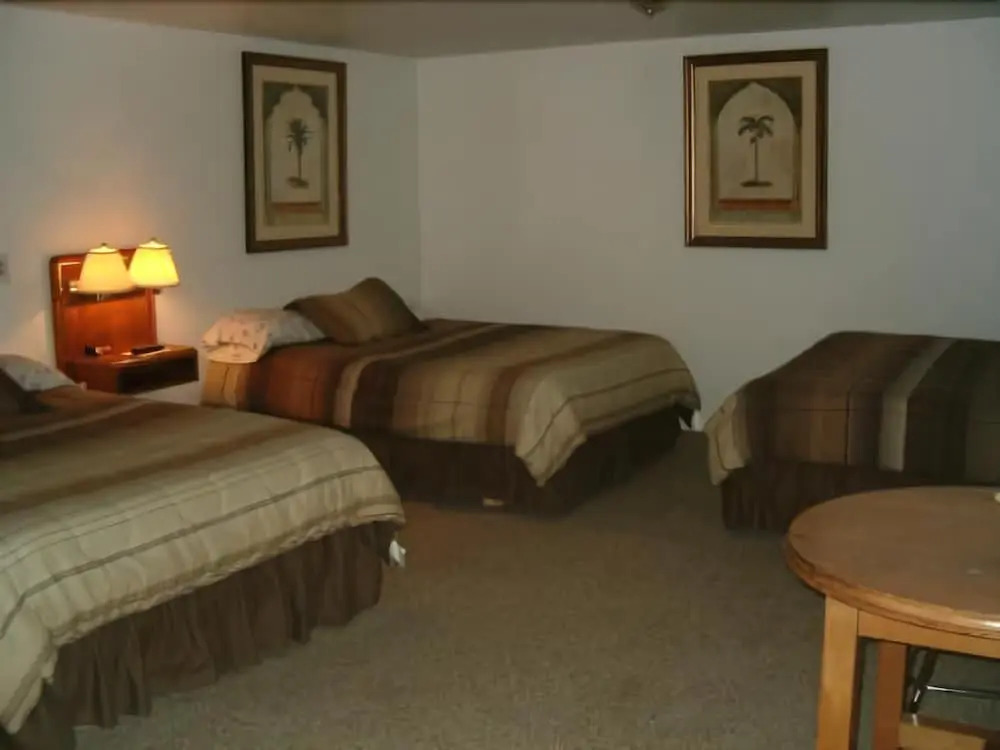 Salmon River Motel