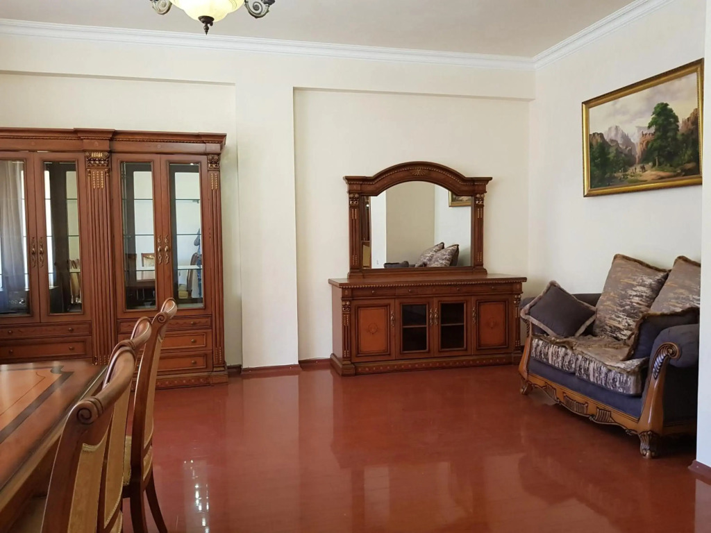 Northern Avenue 2 bedroom Deluxe apartment with Balcony HH644