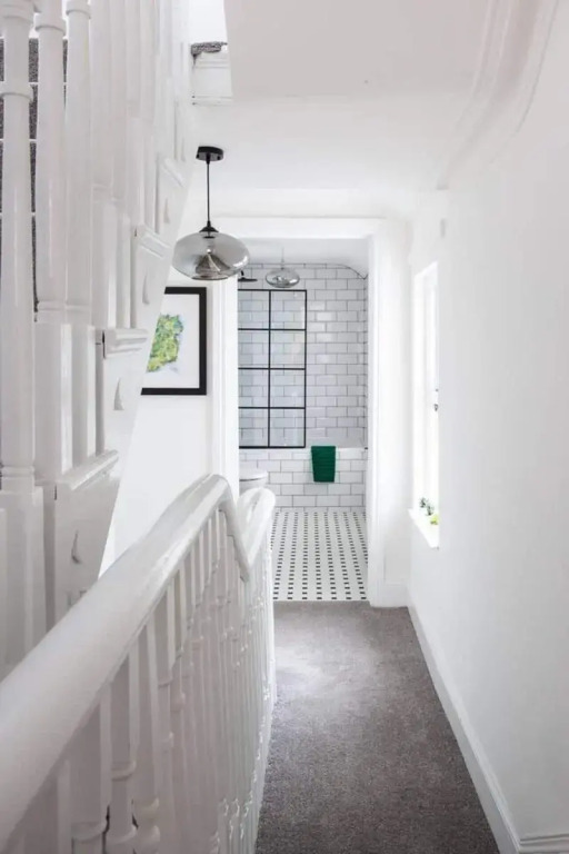 Luxurious 4-bedroom Home on Trendy Ormeau, Belfast