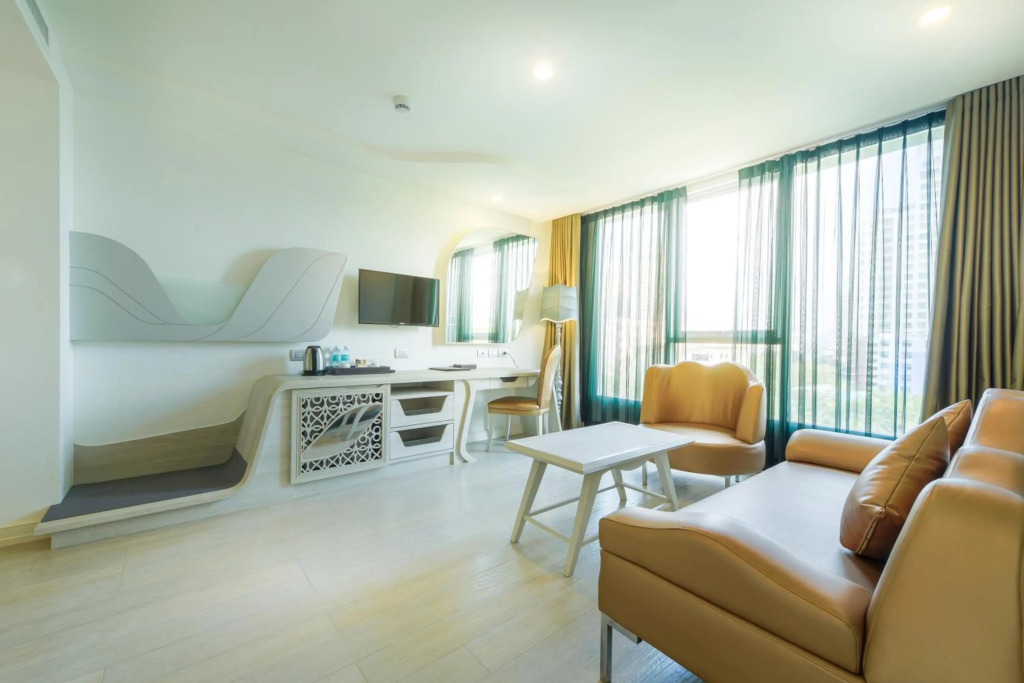 Le Tada Parkview Hotel