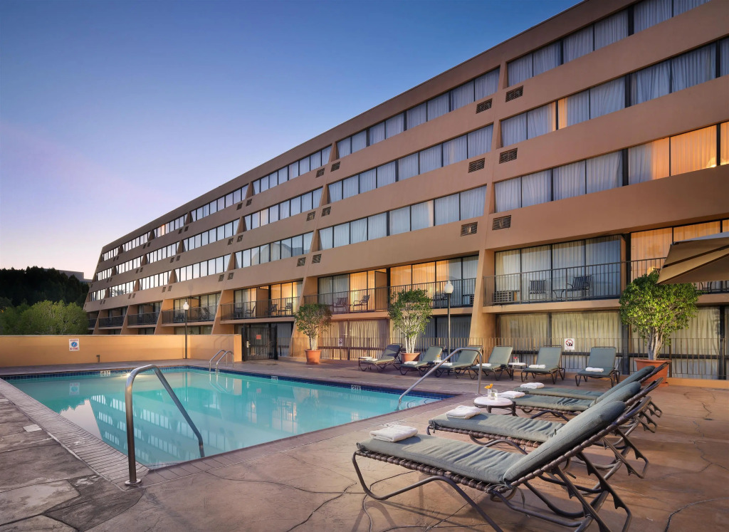 Hotel Dena, Pasadena Los Angeles, a Tribute Portfolio Hotel
