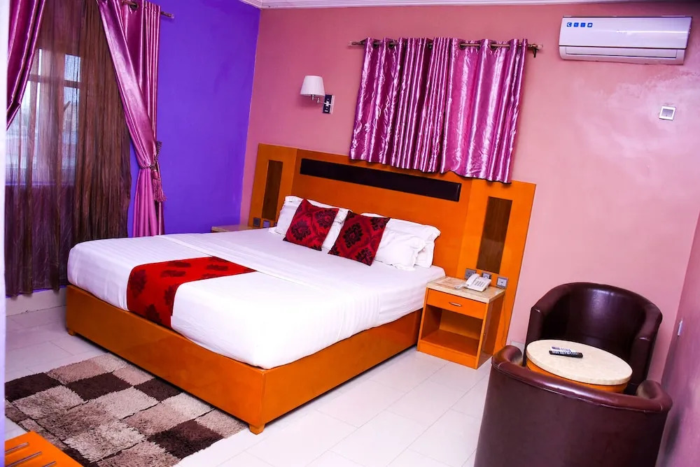 Milton Park Hotel & Resort