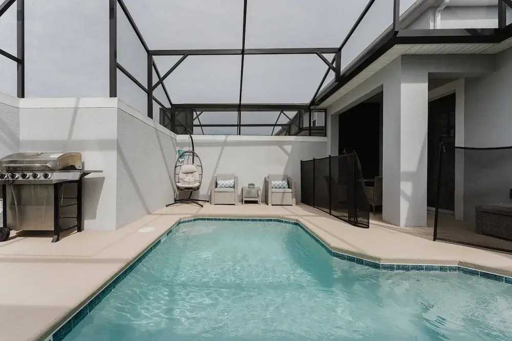 Dream 5Bd Storeylake Close to Disney