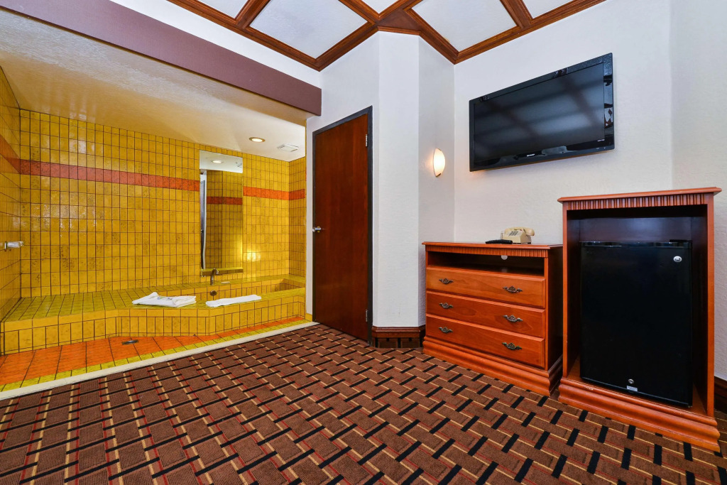 Americas Best Value Inn & Suites Los Angeles/Downtown