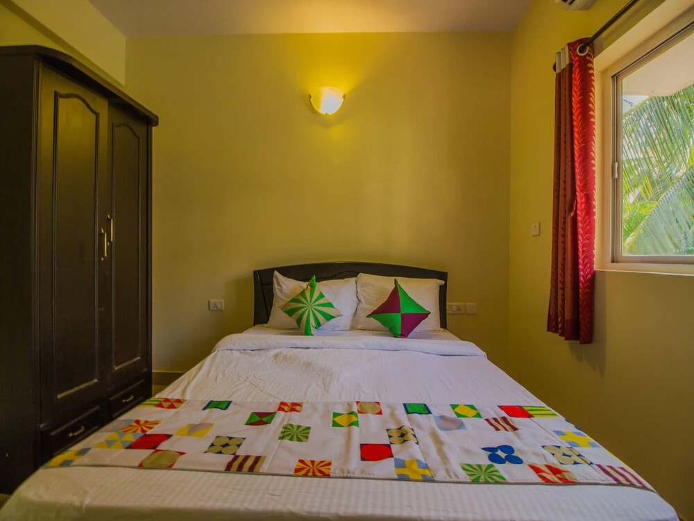 OYO 13256 Home Exotic Pool View 2BHK Varca Beach