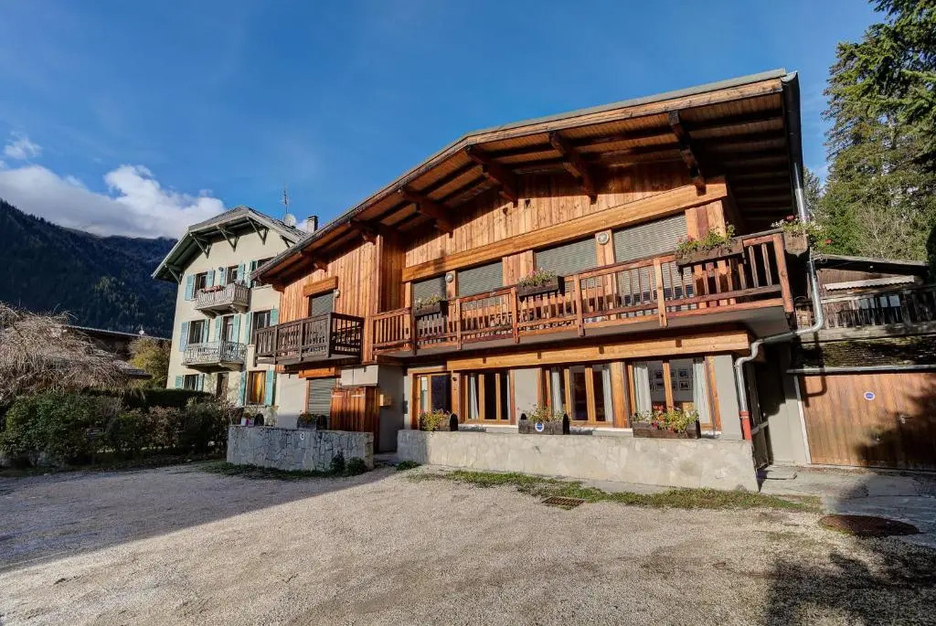 BIOLAY 2 - Alpes Travel - Central Chamonix - Sleeps 6