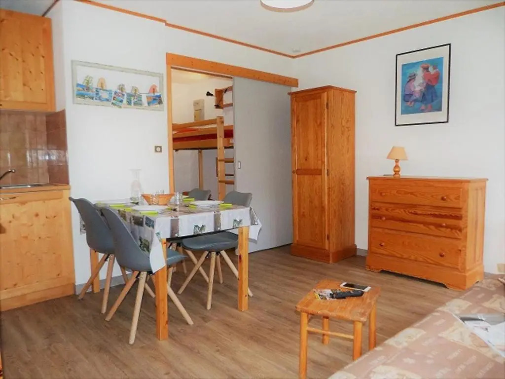 Appartement Les Menuires, 1 pièce, 4 personnes - FR-1-178-293