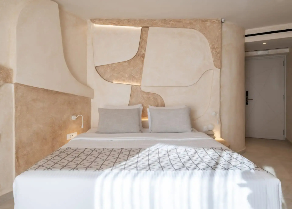 Heyday Luxury Suites