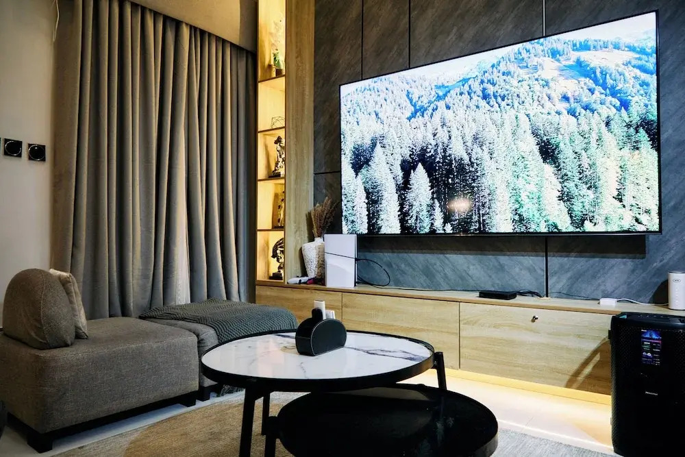 Mo's Place by Zuno Homes
