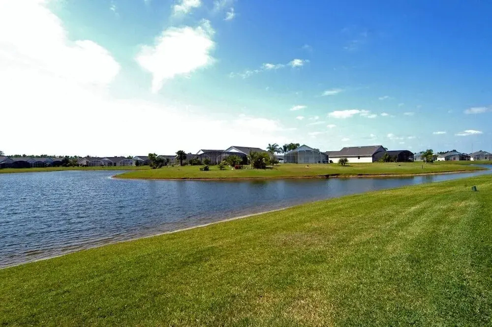 3 Bedroom Orlando Vacation Pool Home With Water View, Hot Tub, Games Room Near Disney!