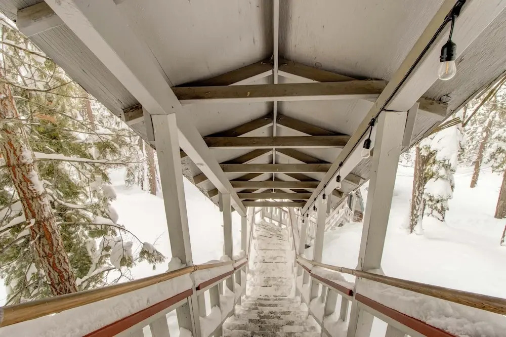 Quintessential Tahoe Cabin