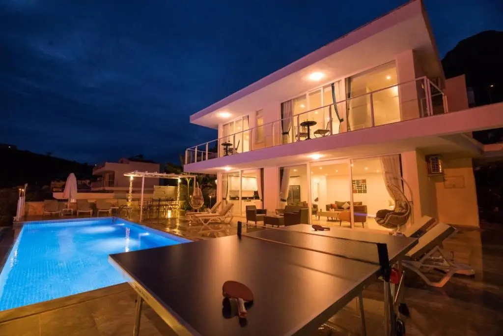 Lumiere Villas 2