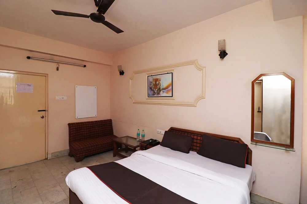 Collection O 36951 The Ambassador Hotel