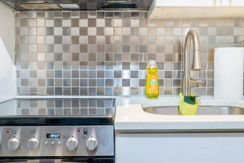 109-11 Amazing Best Value Spacious 2br NYC Apt