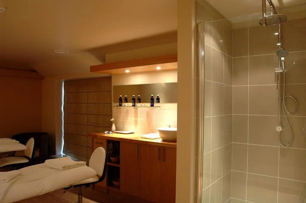 Knights Hill Hotel & Spa