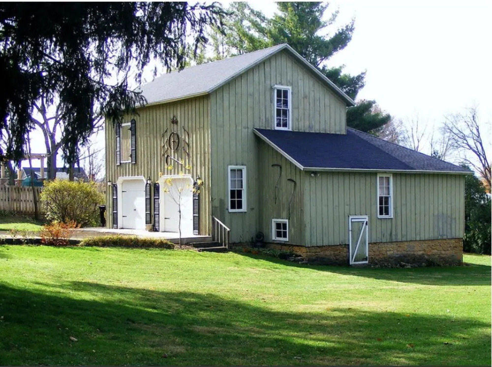 Pinehill Inn