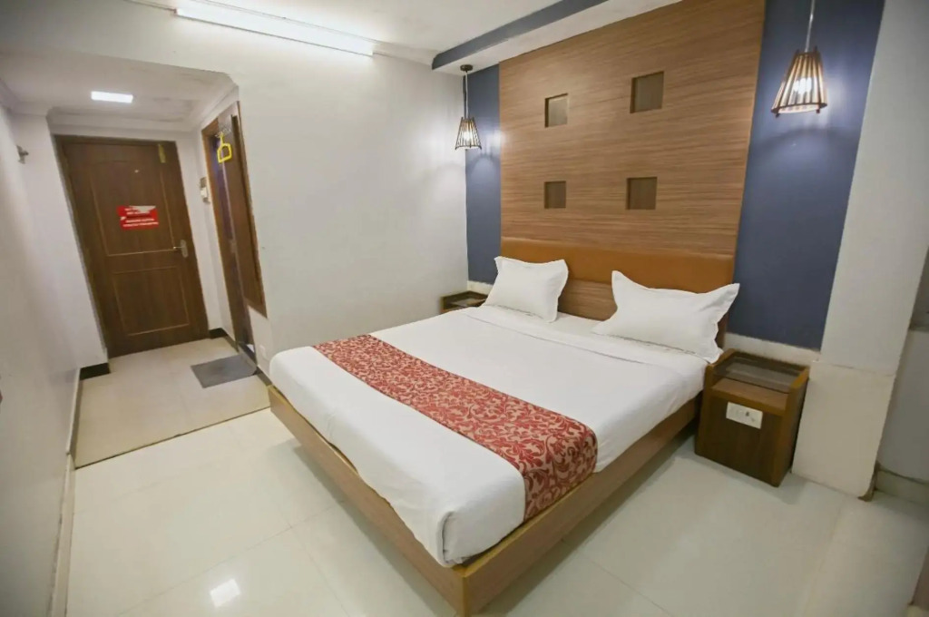Hotel Maneck Residency
