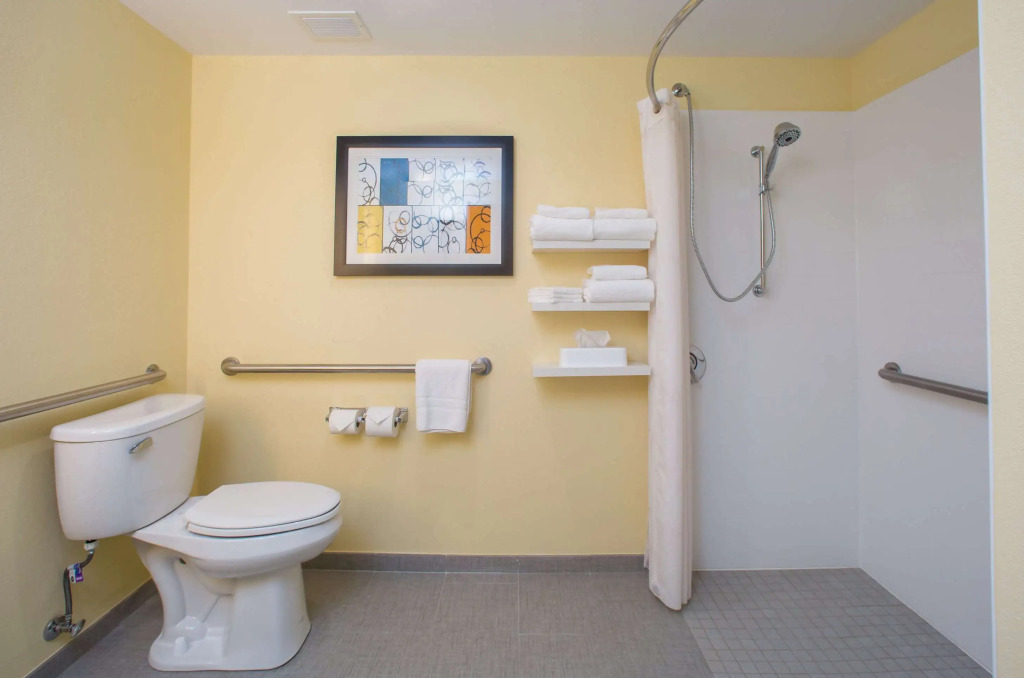 Best Western Plus North Shore Hotel