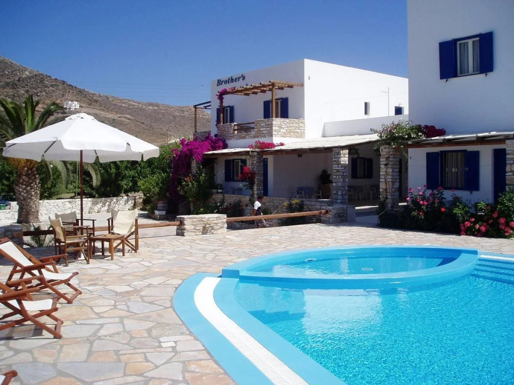 Brothers Hotel