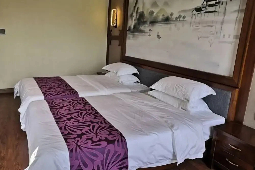 Changxing Renaissance Inn